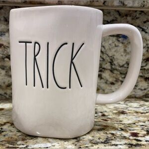 Rae Dunn Trick Treat Mug
